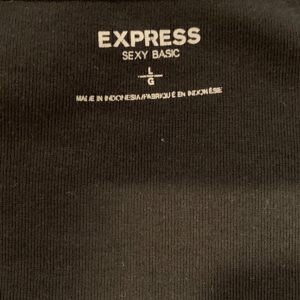 Express Top - Picture 4 of 4